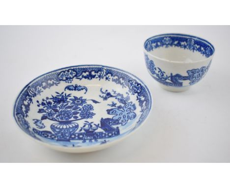 A late 18th century blue and white transfer-printed porcelain Worcester Bat pattern tea bowl and saucer, c. 1780.  Generally 