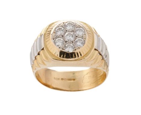 18ct gold and 7 diamond cluster ring, 1.4ch appx.  Diamonds measure around 20 points each approx, in the form of a watch.  Ri