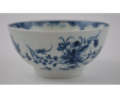 An 18th century blue and white porcelain Worcester Mansfield pattern open sugar bowl, c. 1758.  In good condition, some surfa