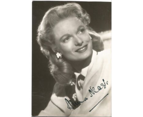 Anna Neagle signed 6x4 black and white vintage photo. Dame Florence Marjorie Wilcox DBE née Robertson; 20 October 1904 - 3 Ju