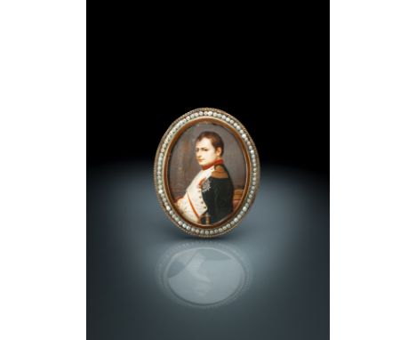 Miniatur-Bildnis - Napoléon BonaparteUm 19008,2 x 6,2 cmFeine Gouachemalerei auf Elfenbein, seitlich rechts signiert "Gore". 