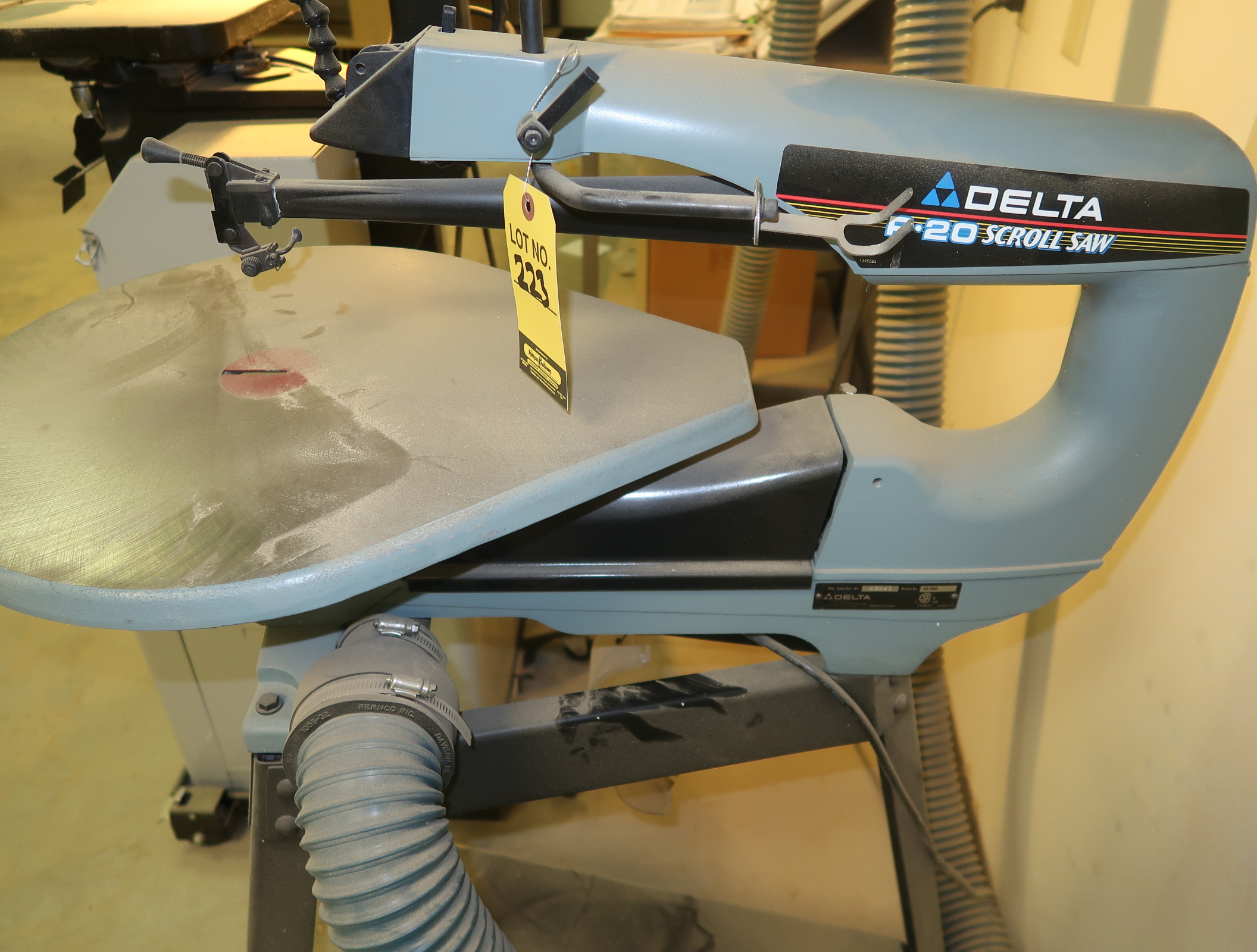 DELTA P20 SCROLL SAW MDL. 40680