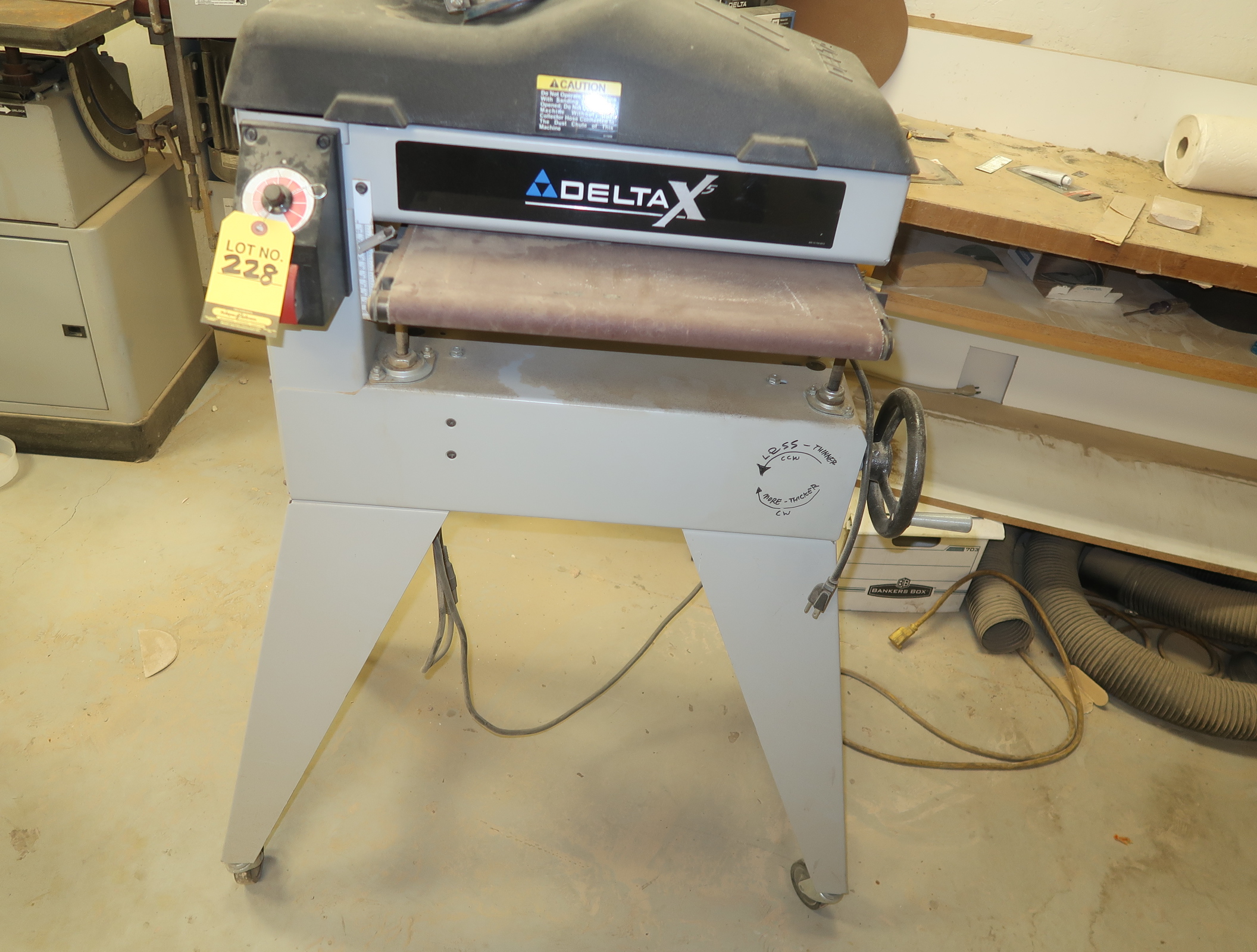 DELTA 18" DRUM SANDER MDL. 31255X