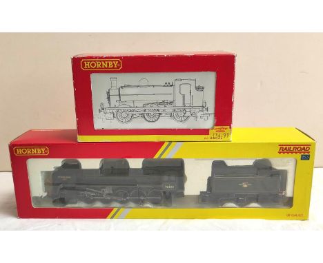 Two Hornby locomotives to include R2186A Class J13 0-6-0 tank engine, GNR green 1241, with instructions, and R2785 BR Green 9