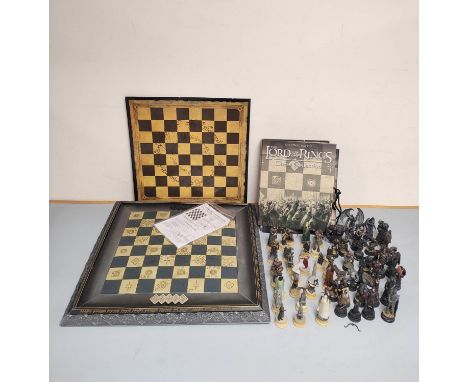 Lord of the Rings. Two chess sets with booklets and figurines by Eaglemoss. 