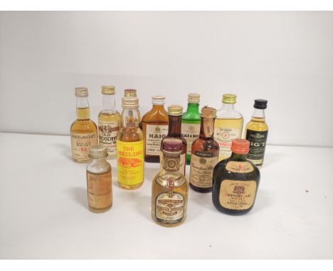 Collection of vintage single malt and blended whisky miniatures, to include Suntory Japan Old Whisky 86 proof 5cl, Chivas Reg