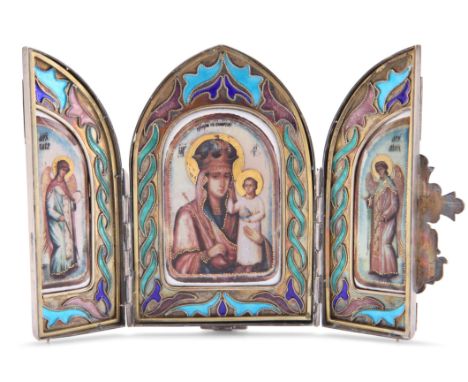 A RUSSIAN SILVER AND ENAMEL TRIPTYCH ICON, 84 standard, the pointed arch case with hinged front, the front decorated with blu