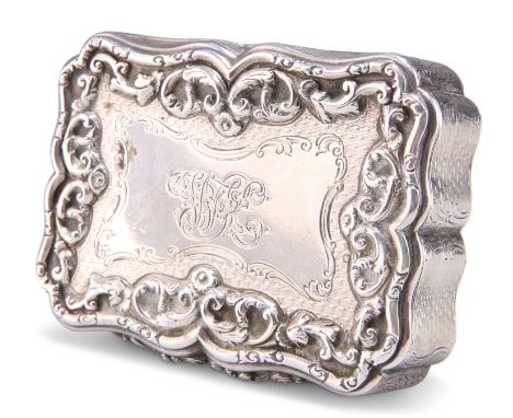 A VICTORIAN SILVER SNUFF BOX, by Frederick Marson, Birmingham 1845, of large proportions, rectangular with serpentine sides, 