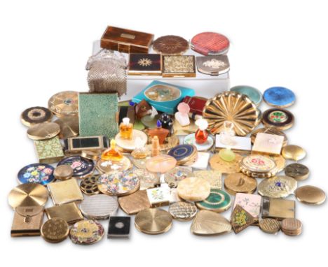 IN EXCESS OF EIGHTY COMPACTS, including examples by VANDERBILT, STRATTON, DUBARRY, KIGU, MELISSA, and others; TWO STRATTON MI