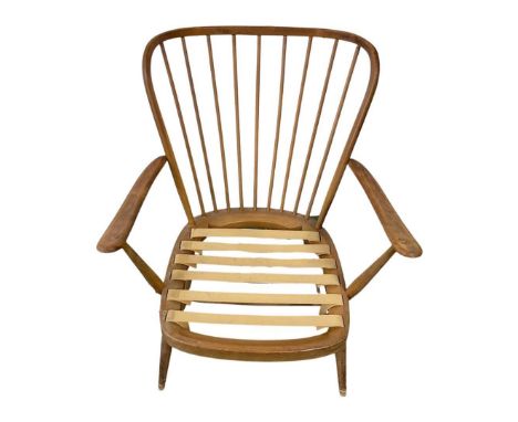 Ercol light elm easy chairQty: 1