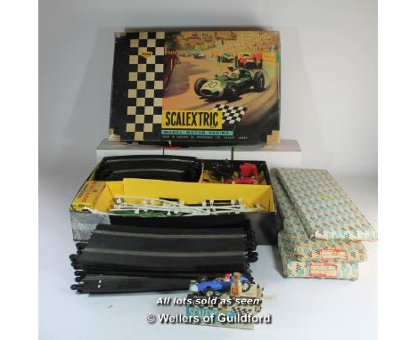 Tri-ang Scalextric, 1960's set '32', looks to be complete, with additional tracks and car