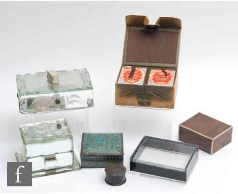 A collection of assorted boxes to include mirrored jewellery boxes, a black lacquered box with blue and gold decoration, leat