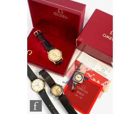 A gentleman's gold plated Omega De Ville quartz wrist watch, batons and date facility to a circular champagne dial, case diam