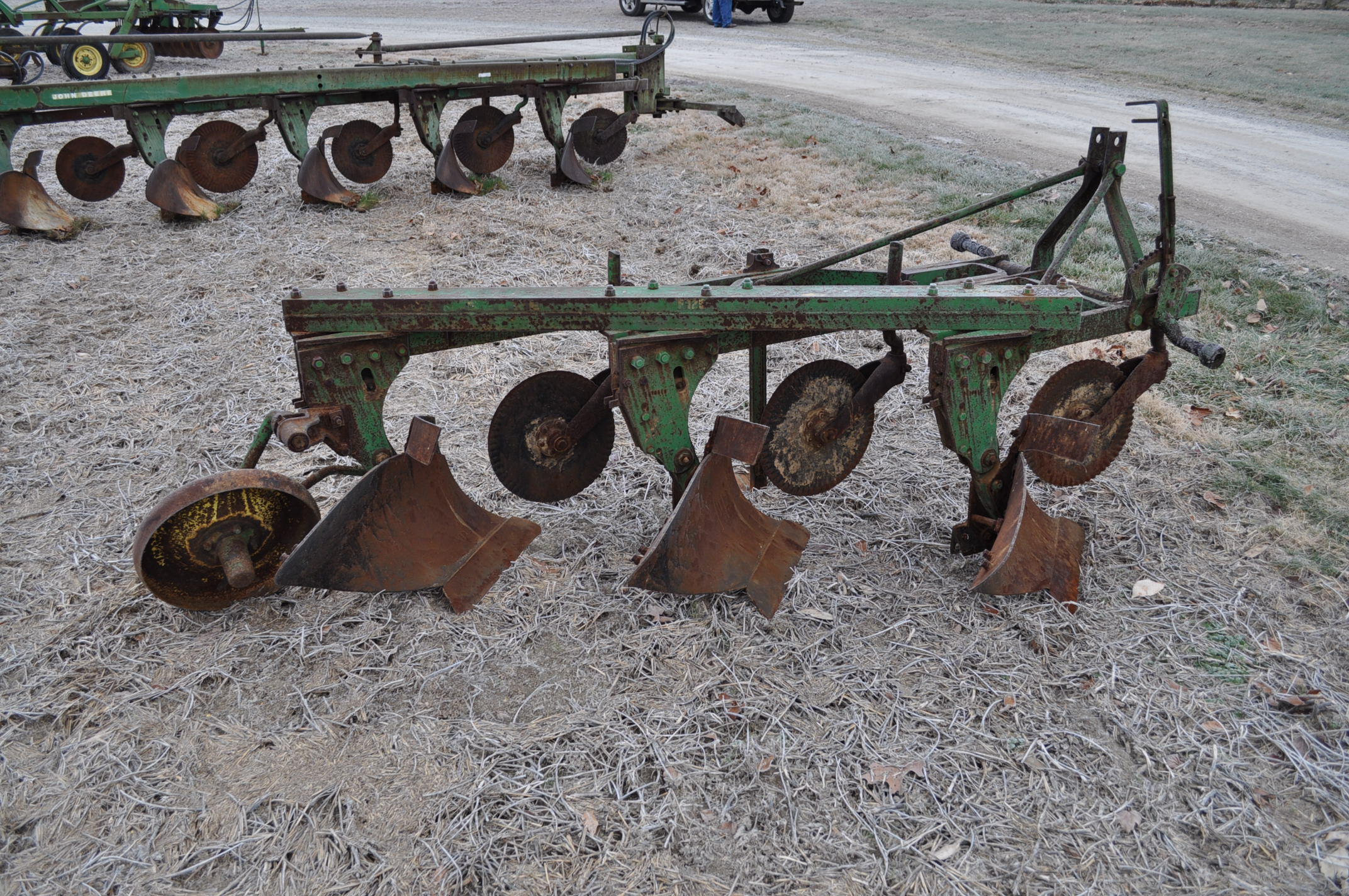 John Deere 3x16 moldboard plow, 3 point