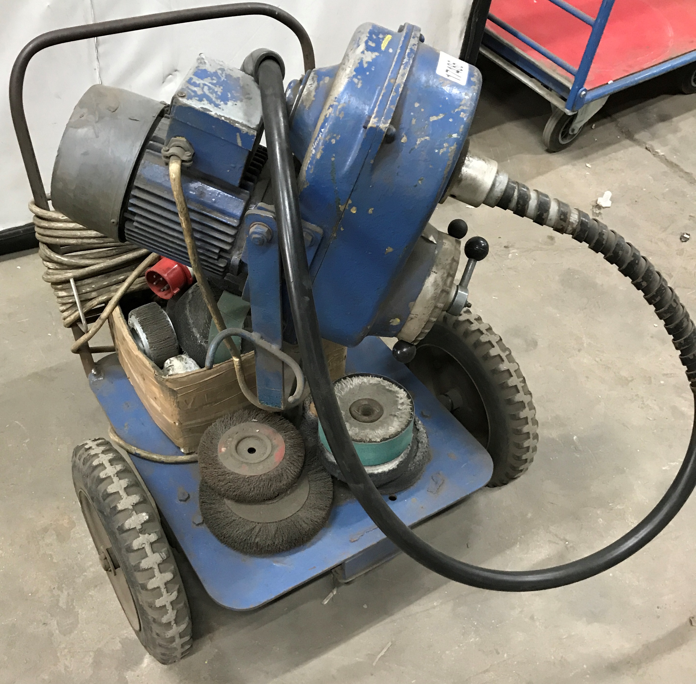 Mobile Industrial Buffing Machine This lot is suitable for the ...