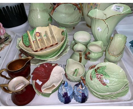 Approximately 25 items of Carltonware:  green leaf patter;  Rouge Royale; etc. 