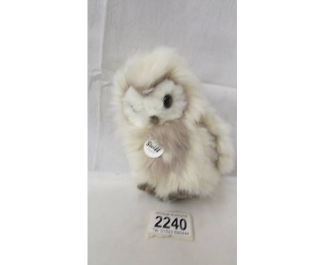 A small Steiff owl.