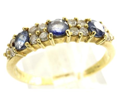 18ct gold sapphire and diamond ring, size O, 2.7g. P&amp;P Group 1 (£14+VAT for the first lot and £1+VAT for subsequent lots)