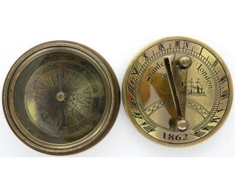 Brass compass and time reader marked Stanley London. P&amp;P Group 1 (£14+VAT for the first lot and £1+VAT for subsequent lot