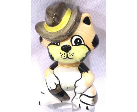 Lorna Bailey cat, The Duke, H: 13 cm. No cracks, chips or visible restoration. P&amp;P Group 1 (£14+VAT for the first lot and