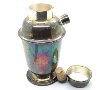 Unusual silver plated cocktail shaker with side pourer, H: 20 cm. P&amp;P Group 2 (£18+VAT for the first lot and £3+VAT for s