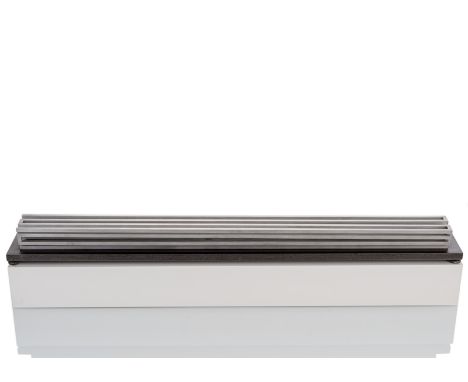 Willing, MartinBocholt, 195873,5 x 14 x 9 cmOhne Titel, 1999. Duraluminiumstab, zweifach geschlängelt, aus eine Block geschni