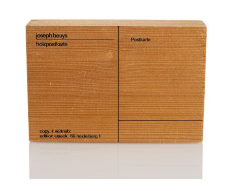 Beuys, JosephKleve, 1921 -  Düsseldorf, 198510 x 14,8 x 3 cm"Holzpostkarte", 1974. Serigraphie auf Fichtenholz. In Bleistift 