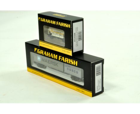 Graham Farish / Bachmann N Gauge Model Railway comprising No. 377-475A Bogie Wagons with Containers in livery of Maersk plus 