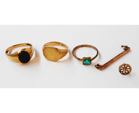 A hallmarked 9ct. gold signet ring, 9ct. gold bloodstone panel similar and a marked 9ct gem set ring, etc.