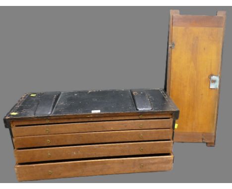 Vintage pattern makers 5 drawer wooden toolbox measuring 80cm wide, 31cm deep, 24cm high.
