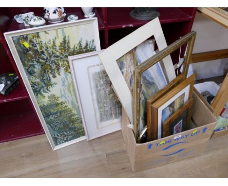Pictures and prints 