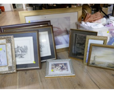 Pictures and prints 