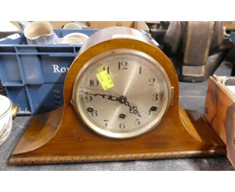 Mahogany veneered mantel clock 