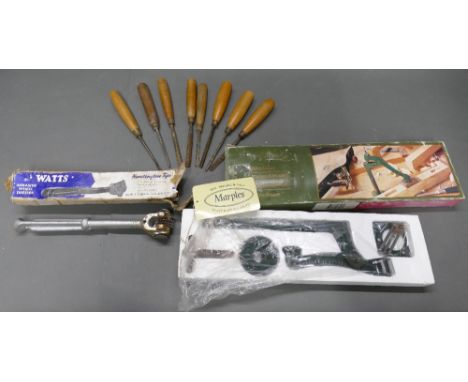 Watts abrasive wheel dresser, Marples 145 bench holdfast clamp in original box and 8 woodworking gouges.