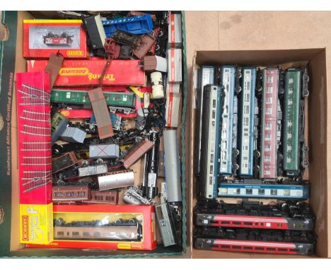 Two boxes of unboxed 00 gauge Rolling Stock including Hornby 'Golden Arrow' Coaches, Intercity Coaches, Pullmans, boxed LNER 