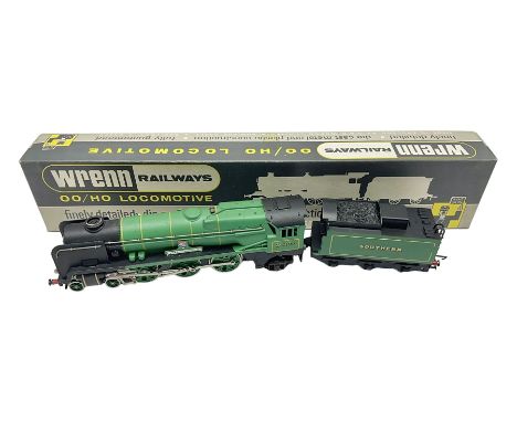 Wrenn '00' gauge - Rebuilt Bulleid Pacific 4-6-2 locomotive 'Lyme Regis' No.21C109 in SR Malachite Green; boxed with instruct