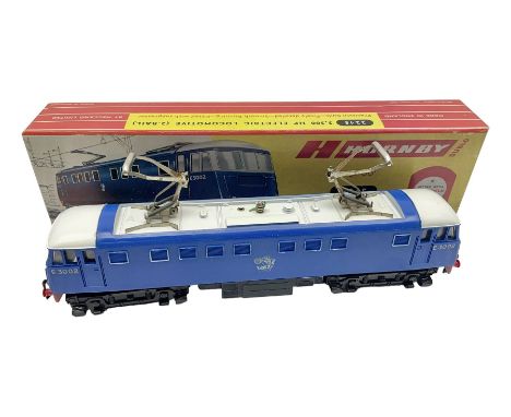Hornby Dublo - 2-rail Class AL-1 Electric pantograph locomotive in BR blue; in Tony Cooper box dated 1986Condition Report:Loo