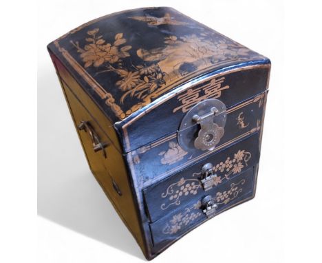 An early 20th century Japanese black lacquered jewellery box, hinged cover, 23cm high, 17cm wide, early 20th century;&nbsp; &