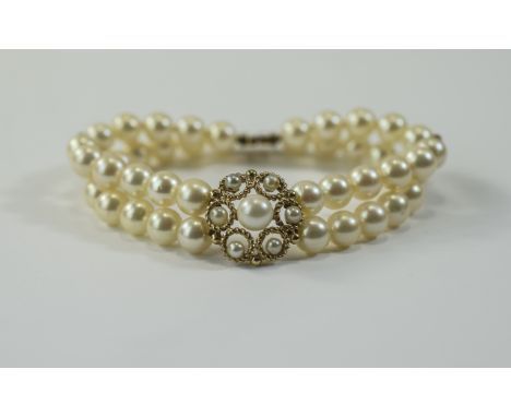A Top Quality Cultured Pearl Bracelet with 9ct Gold and Seed Pearl Clasp. Fully Hallmarked. The Cultured Pearls of Excellent 