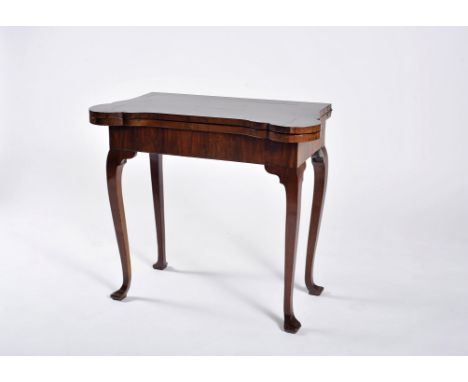 A game table with harmonium system, George IV (1820-1830), walnut and burr-walnut veneer, English, small restoration, minor f