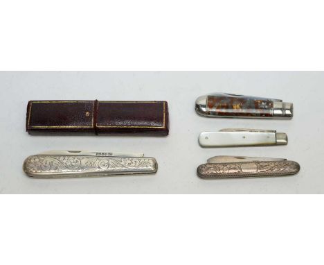 Four fruit knives, one fine piece by William Neale, Birmingham 1888, in leather case; one with mother of pearl handle.