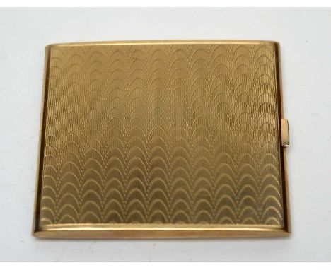 A 9ct yellow gold cigarette case, by S Blanckensee &amp; Son Ltd, Birmingham 1928, with engine turned decoration, 115.6g gros