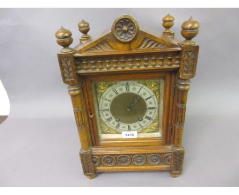 Good quality late Victorian figured walnut bracket clock, the gilded and silvered dial with Roman numerals with a two train L