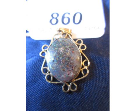 18ct Yellow gold mounted oval opal pendant