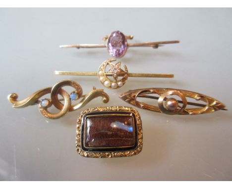 18ct Yellow gold bar brooch mounted with a diamond and split pearl crescent together with three other gold bar brooches and a