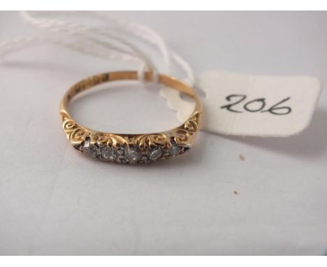 18ct gold five stone ring approx size Q     