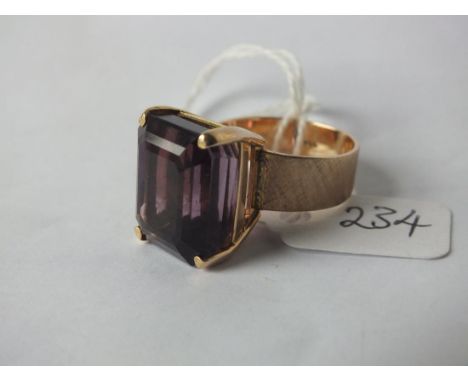 Modernistic 14ct gold square cut amethyst   dress ring approx size O  9.2g inc     