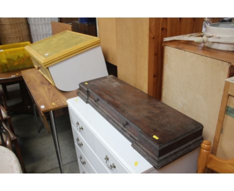 A floating shelf fitted single drawer