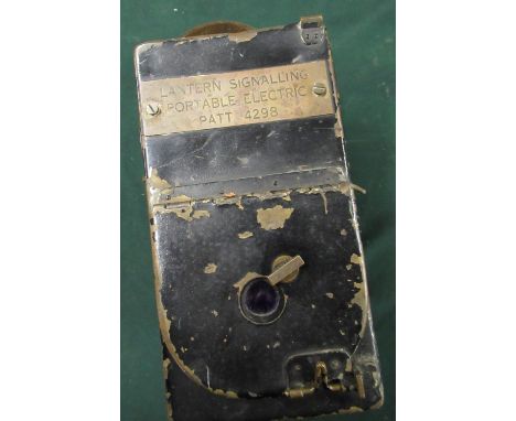Portable electric railway signal box lamp 