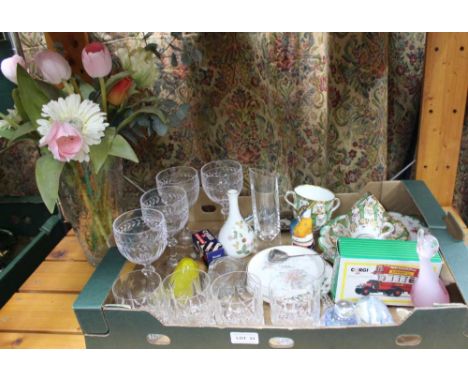 A BOX CONTAINING A SELECTION OF DOMESTIC GLASS &amp; PORCELAIN to include a Royal Worcester connoisseur collection kingfisher